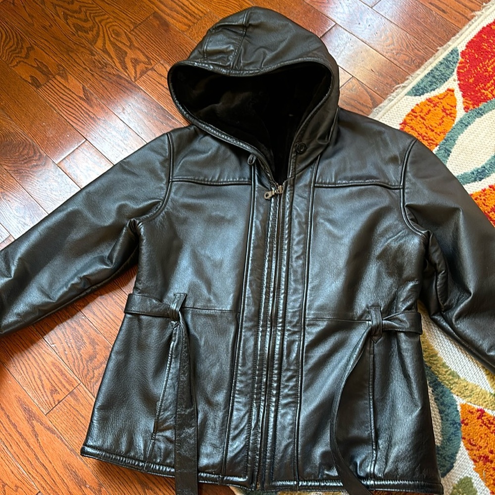 Women Black/Faux Fur Lined/hooded Leather coat size L